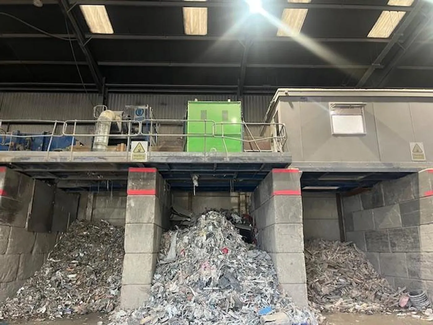 CRS NI 820 Trommel Lights Recycling Line Picking Station - 6