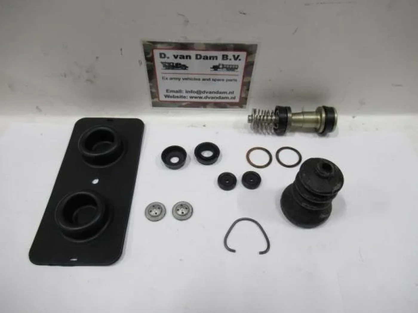Reparatieset Hoofdremcilinder CJ jeep + IHC schout car - 1