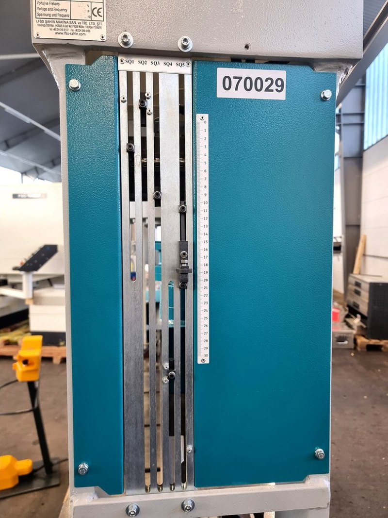 Hydraulische Werkstattpresse mit Abkantvorrichtung AP 1520/150