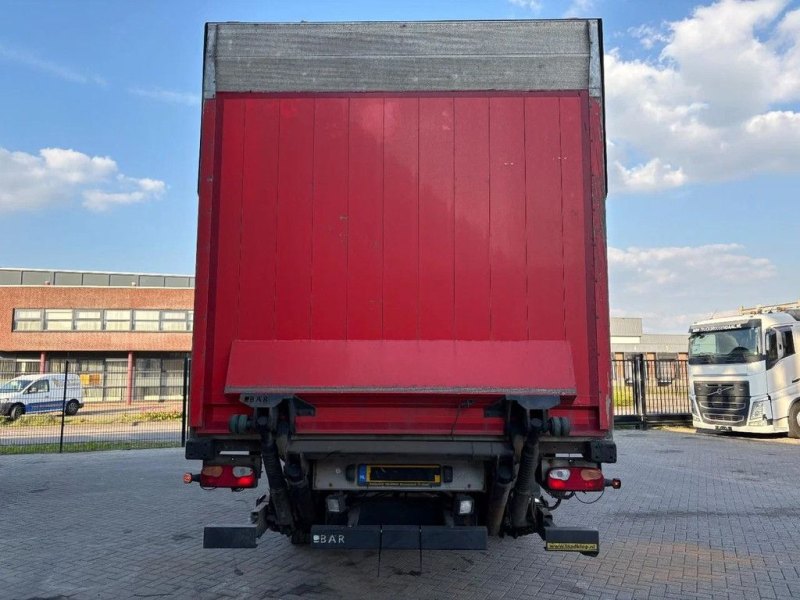 Schmitz Cargobull SKO 18 SKO 18 + STEERING AXLE + LOAD LIFT + CARRIER MAXIMO 1300