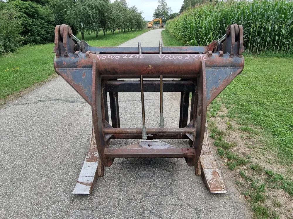 Holzgreifer für Volvo BM 4300