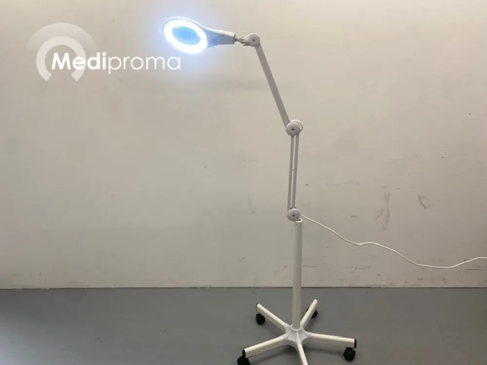 8066LED Loep