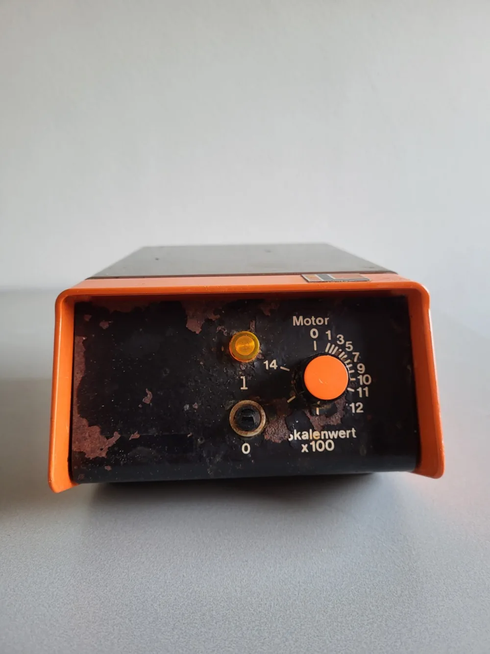 1691 - Tweedehands Framo Geratetechnik M20/1 magneetroerder