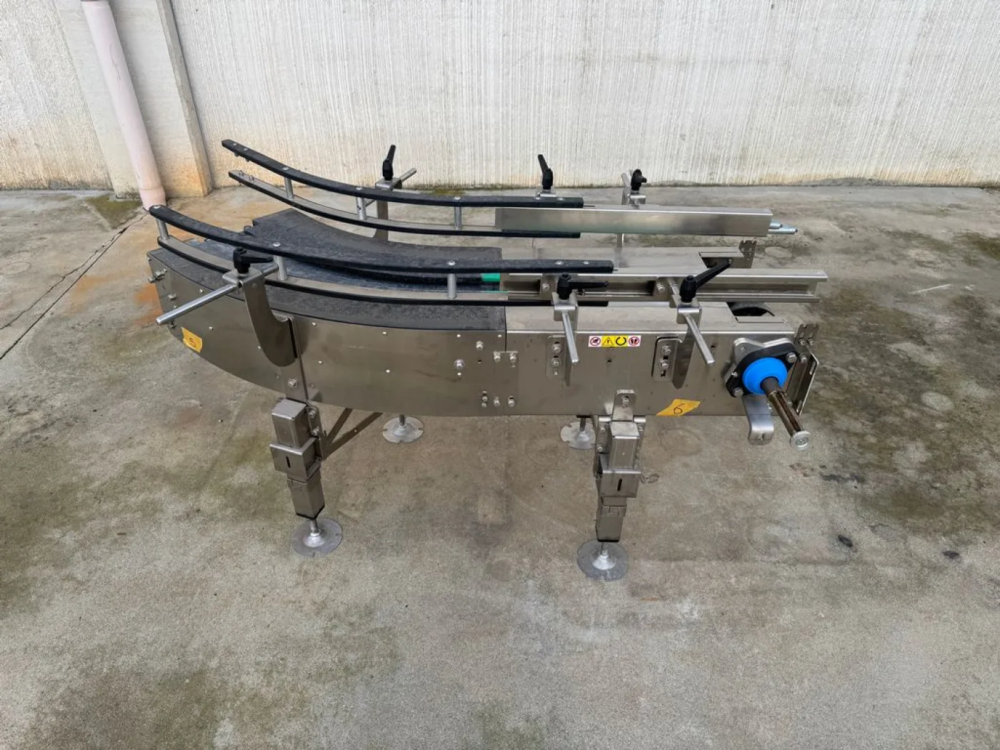 CHAIN-DRIVE ROLLER CONVEYOR WITH CURVE IN STAILESS STEEL, SECOND HAND EQUIPMENT - 1