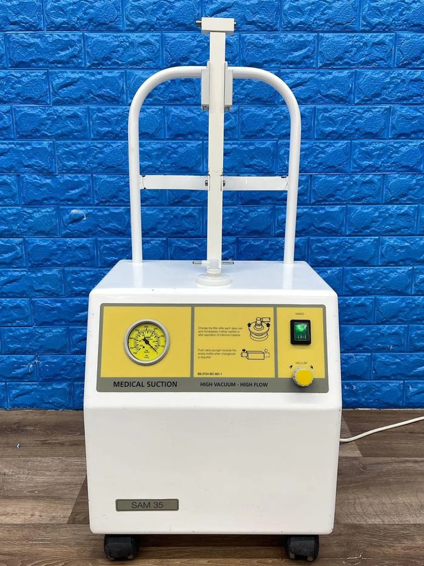 MGE SAM Electric Suction Pump - 1