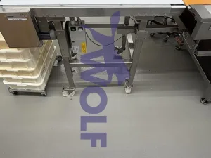 Abnahmetisch SSS-Fördertechnik AG - ca. 1200 mm lang.