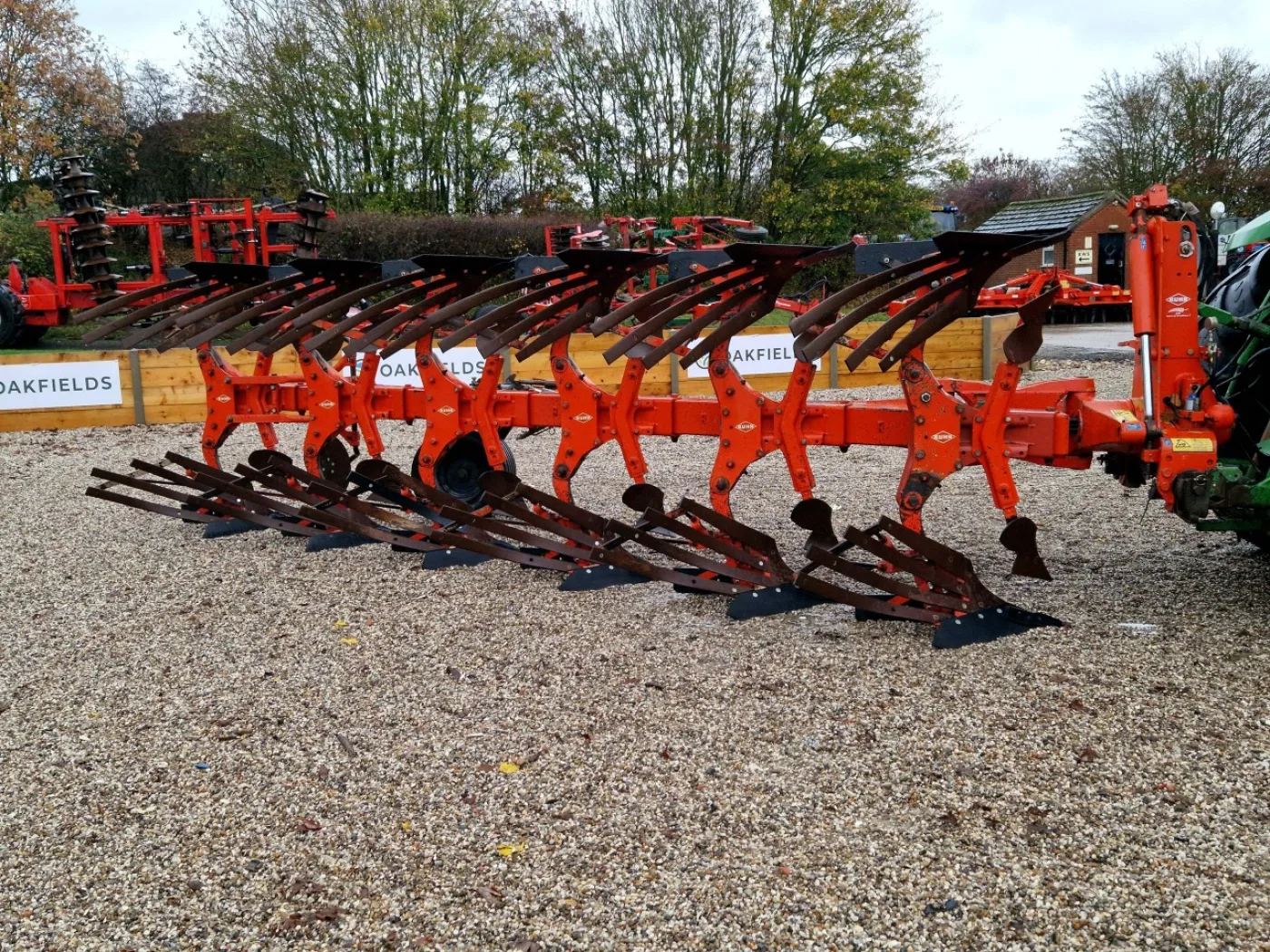 2004 Kuhn Multi-Master 180 6 Furrow Plough - 1
