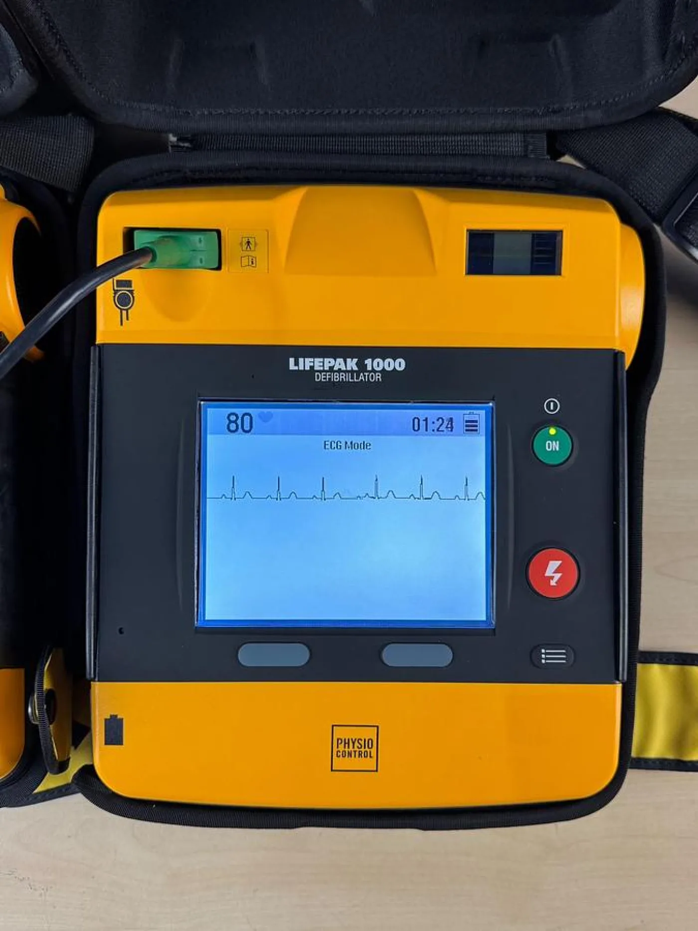 Physio Control Lifepak 1000 Defibrillator REF 320371500491 YOM: 2018 - 8