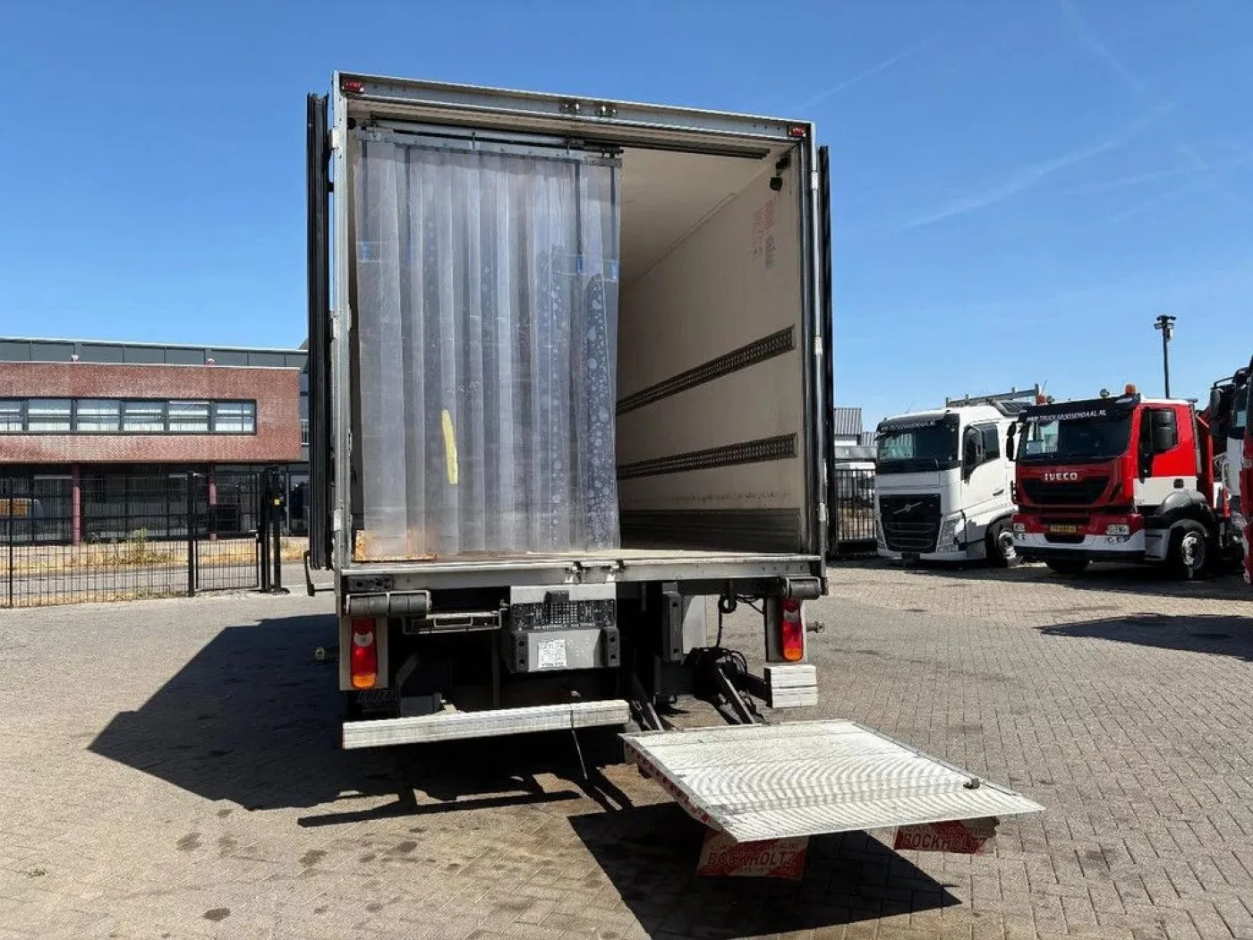 Volvo FL 12.250 + THERMO KING T-1000 R + EURO 6 + LOADLIFT - 5