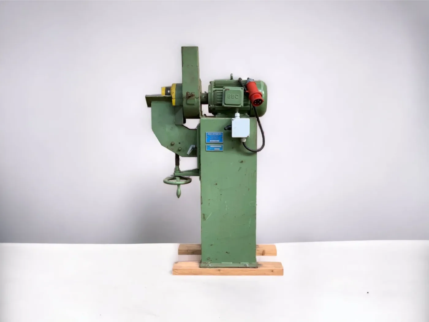 BEZNER CAH Anspitzmaschine Anfasmaschine Art.-Nr. 3765704417 - 2