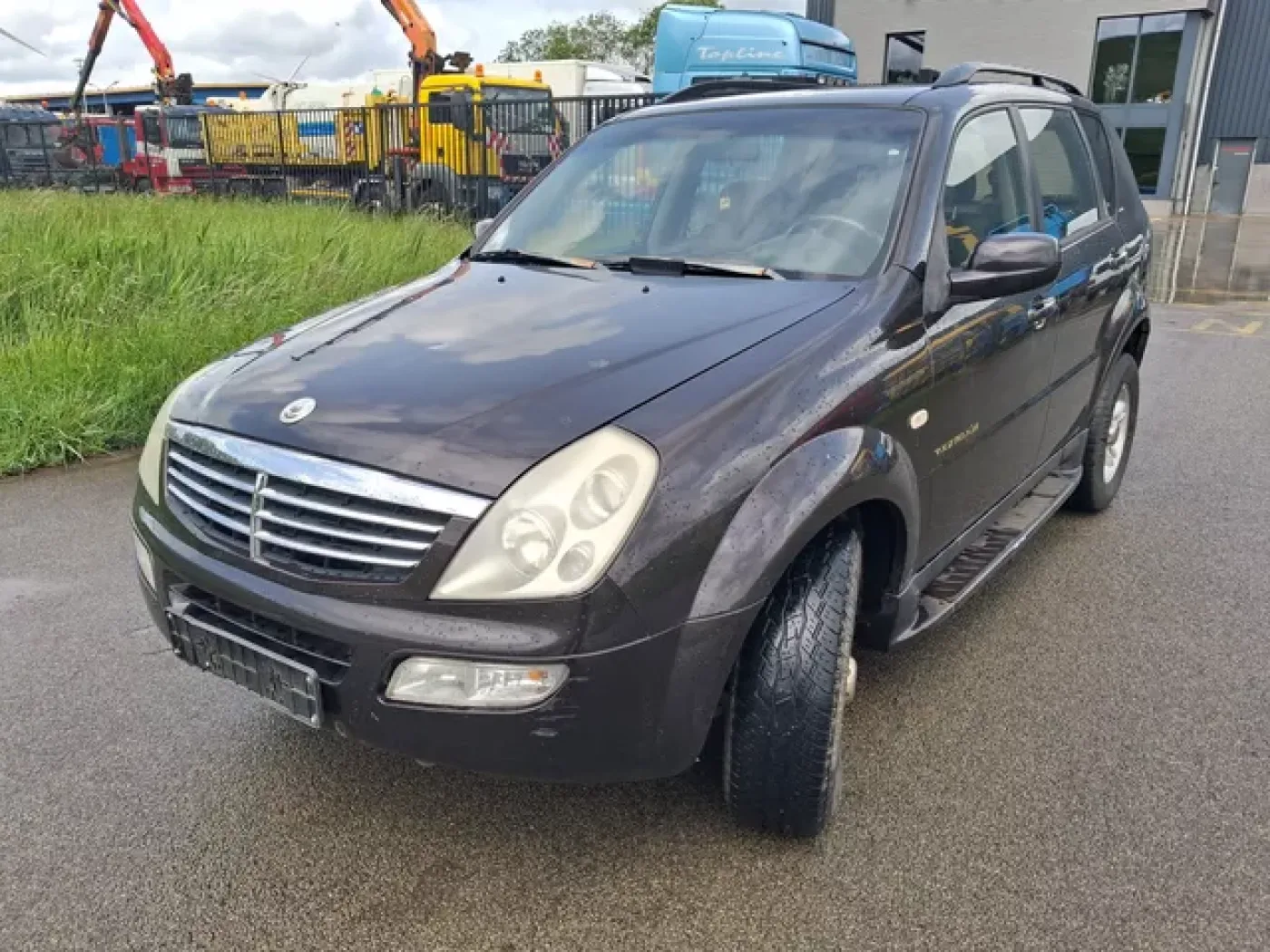 SsangYong Rexton 2.7 D * 4x4 * Automatic * 2 Seats * - 1