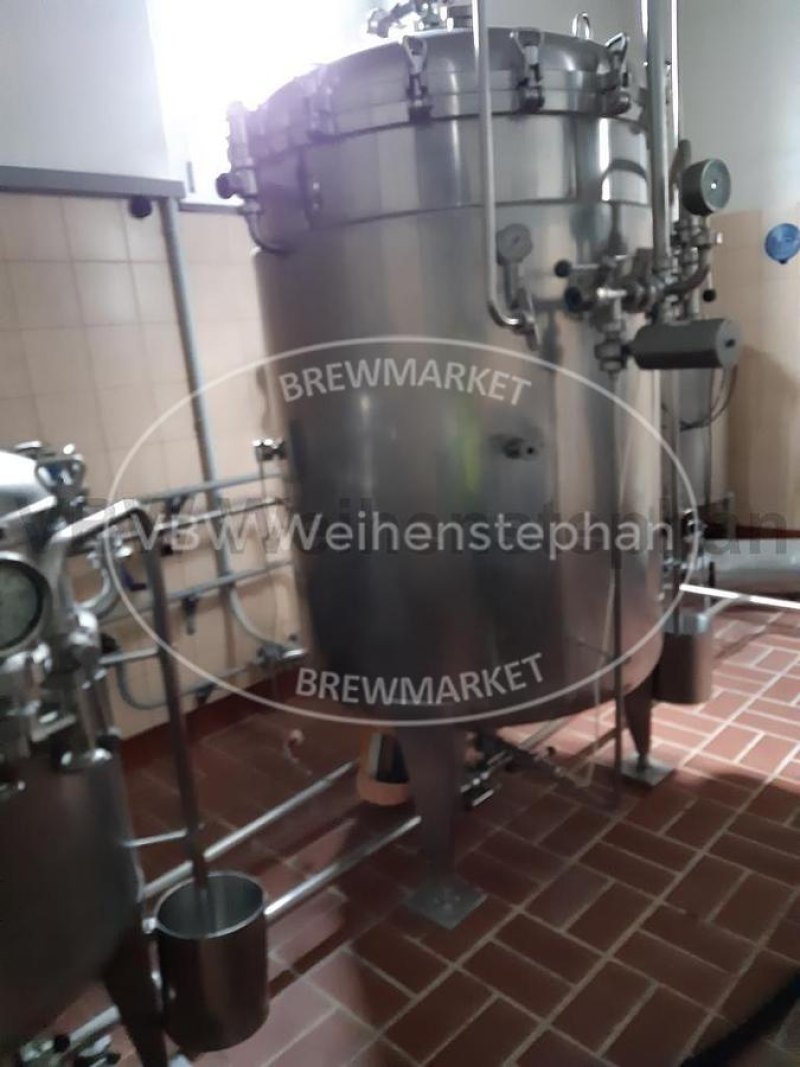 Tanks for yeast propagation system