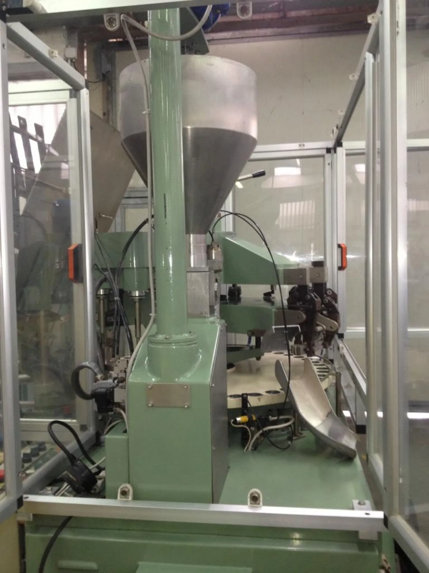 INTUBETTATRICE PER TUBETTI METALLICI – COMADIS – MOD. 720 A - 8