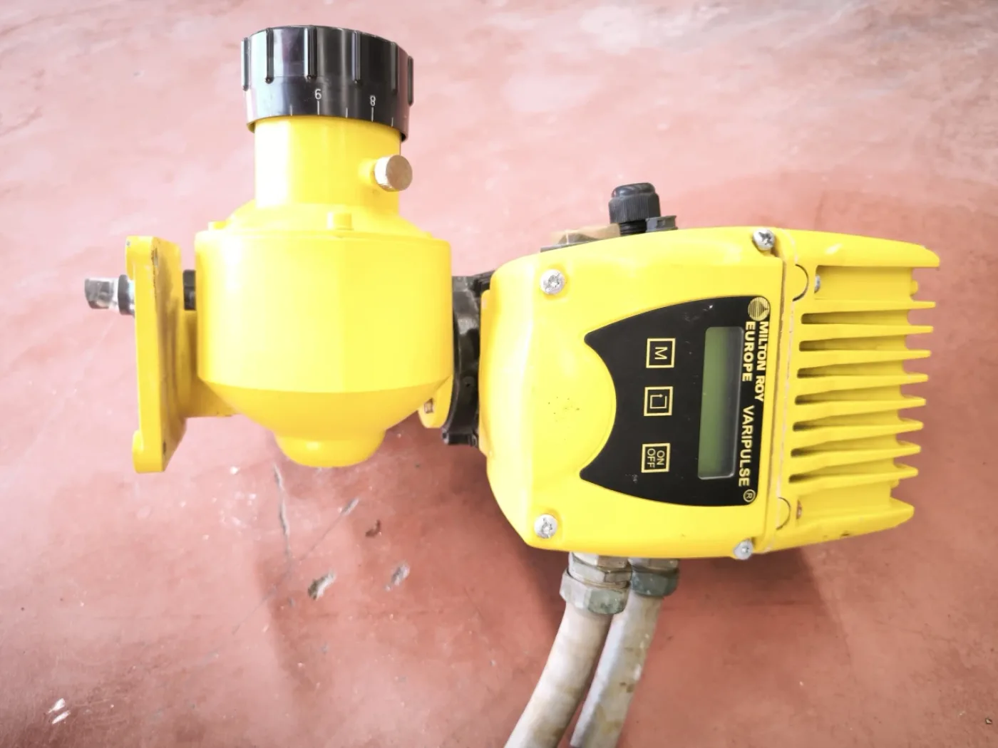METERING PUMP MILTON ROY GM240M40Q3V 0.25 m3/h - 3