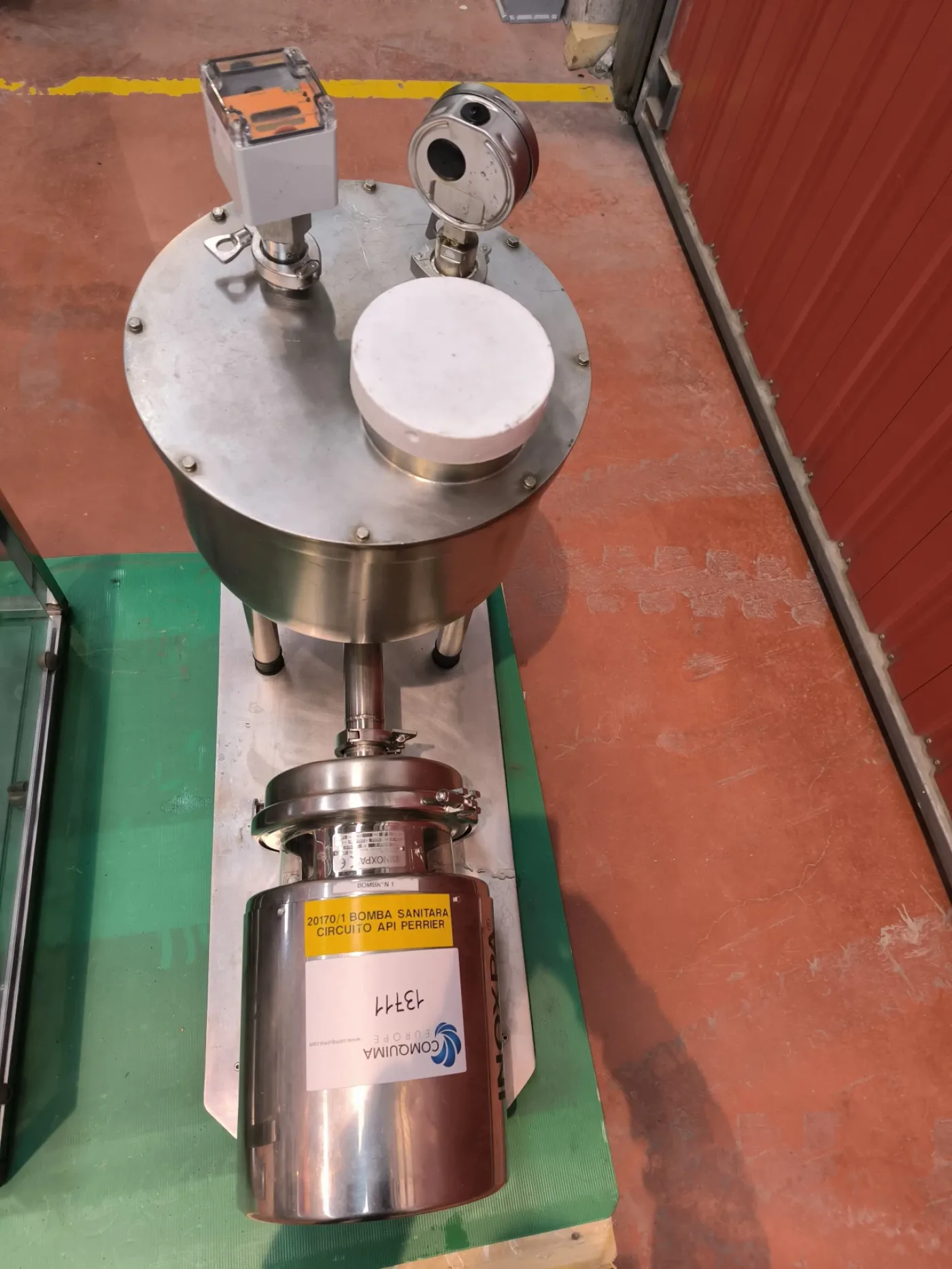 INOXPA S-28C CENTRIFUGAL PUMP WITH 30-LITRE TANK - 4