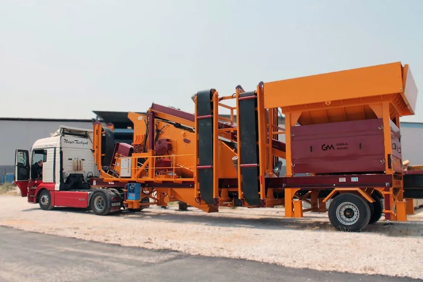 GNR YM1240 — Mobile Washing & Screening Plant (compact) - 2