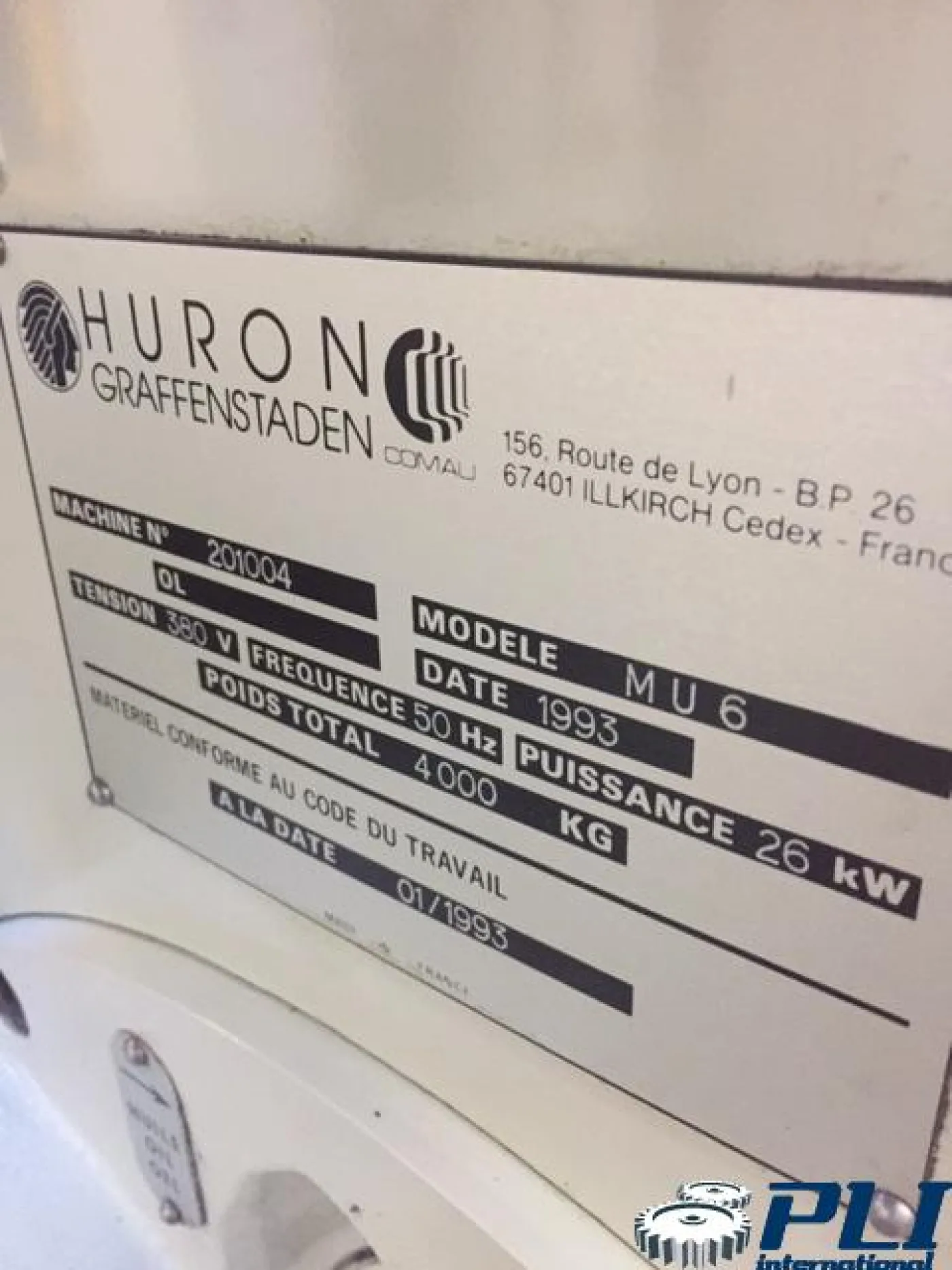 Conventional milling machine HURON MU6 - 6
