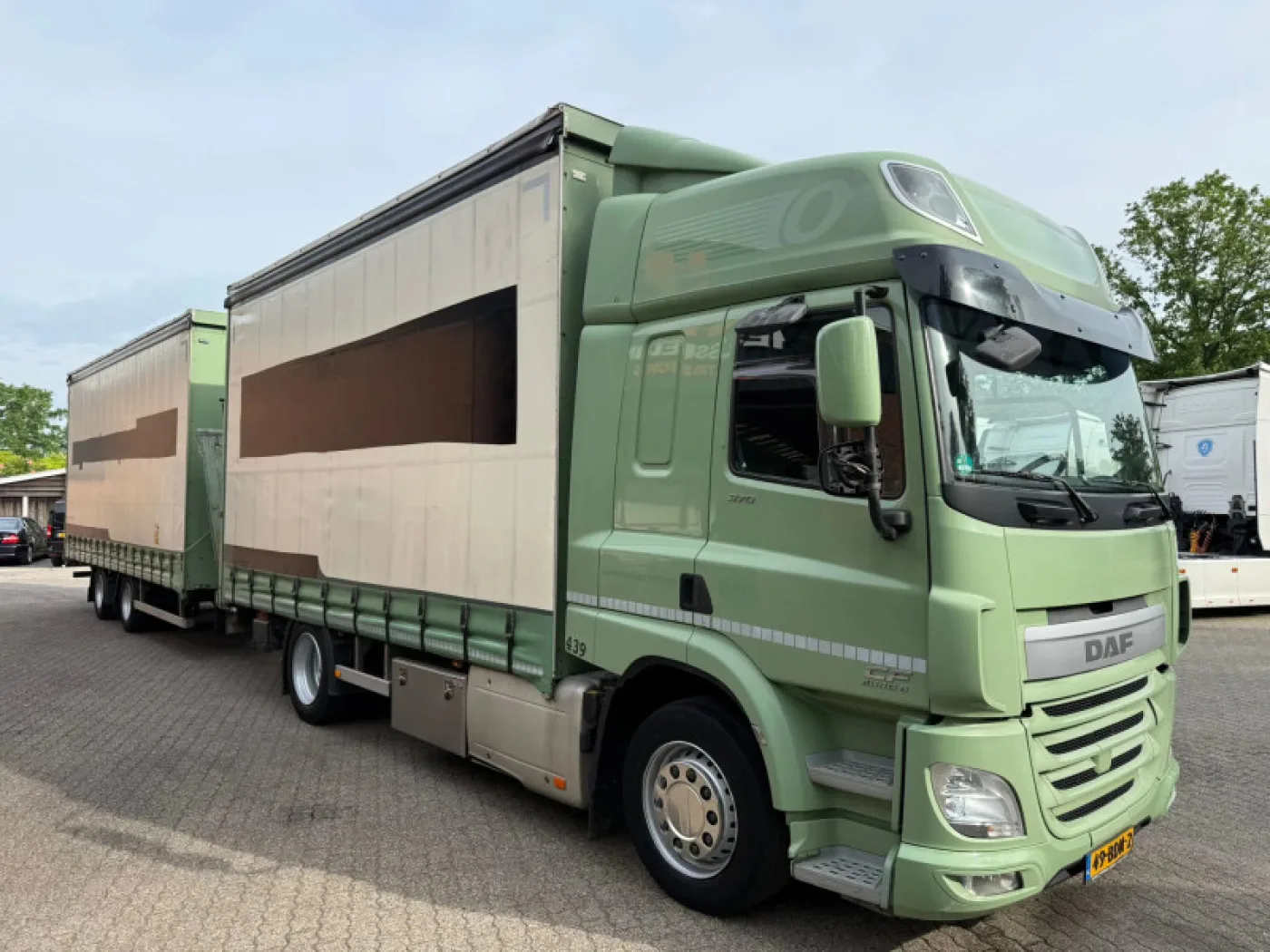 DAF CF 370 Mega Volume Combi Dhollandia 2000KG Pacton Trailer with Sliding Roof NL Truck APK/TÜV 12/24/2026 - 4