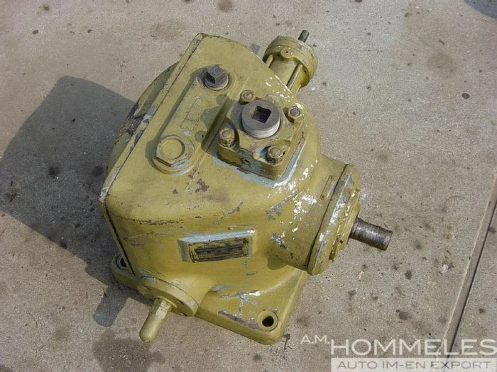 VICKERS variable displacement piston pump