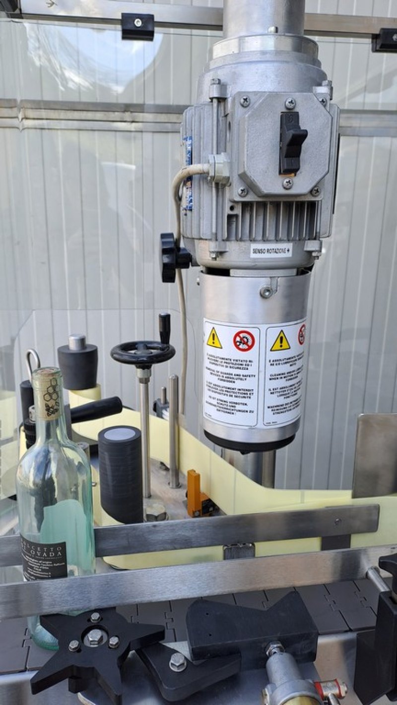 ADHESIVE LABELLING MACHINE ENOS WITH ONE STATION, SECOND-HAND MACHINE