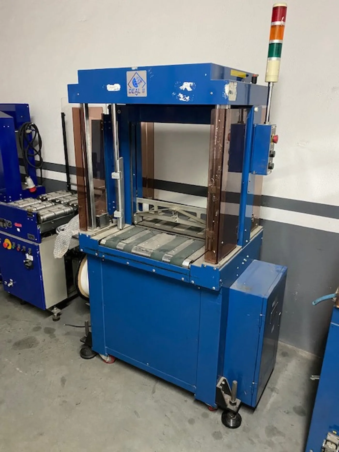 Deal II strapping machine - 3