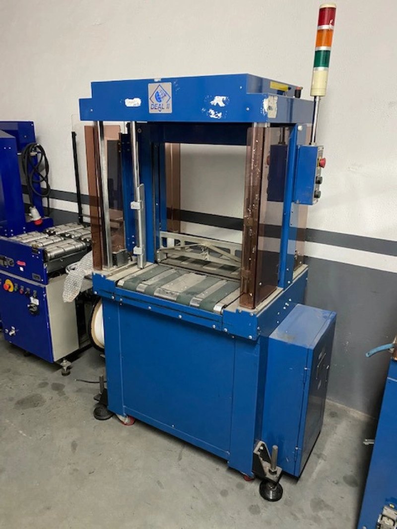 Deal II strapping machine