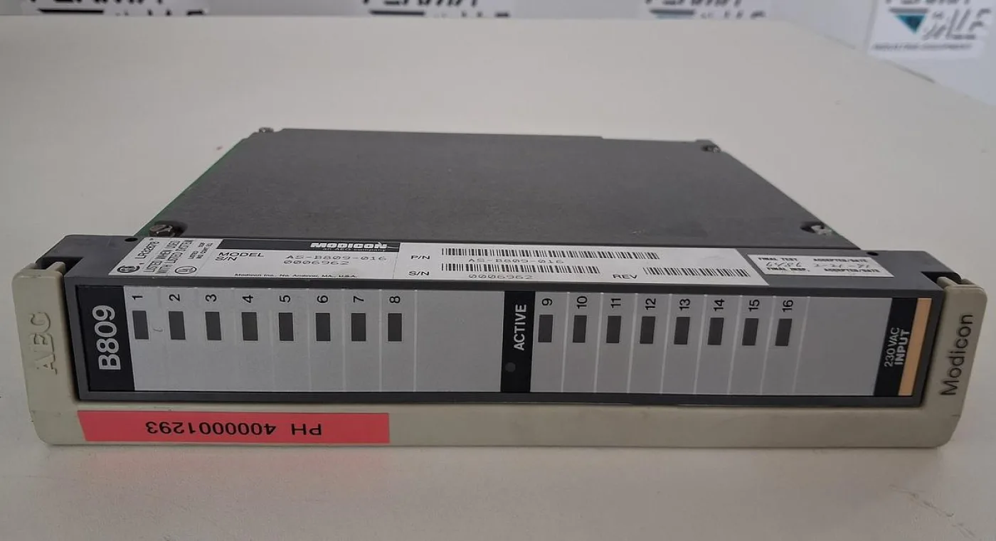 Modicon AS-B809-016 115 VAC Output Module - 1