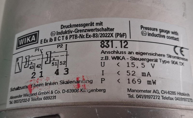 WIKA 831.1 Pressure Gauge DN 25 with Pressure Switch