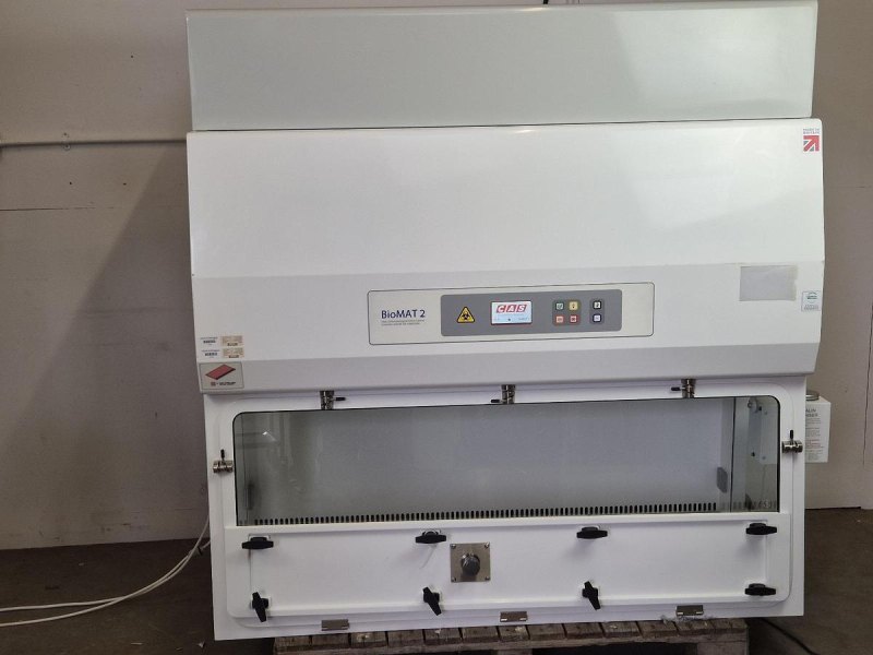 CAS Biomat 2 Microbiological Safety Cabinet