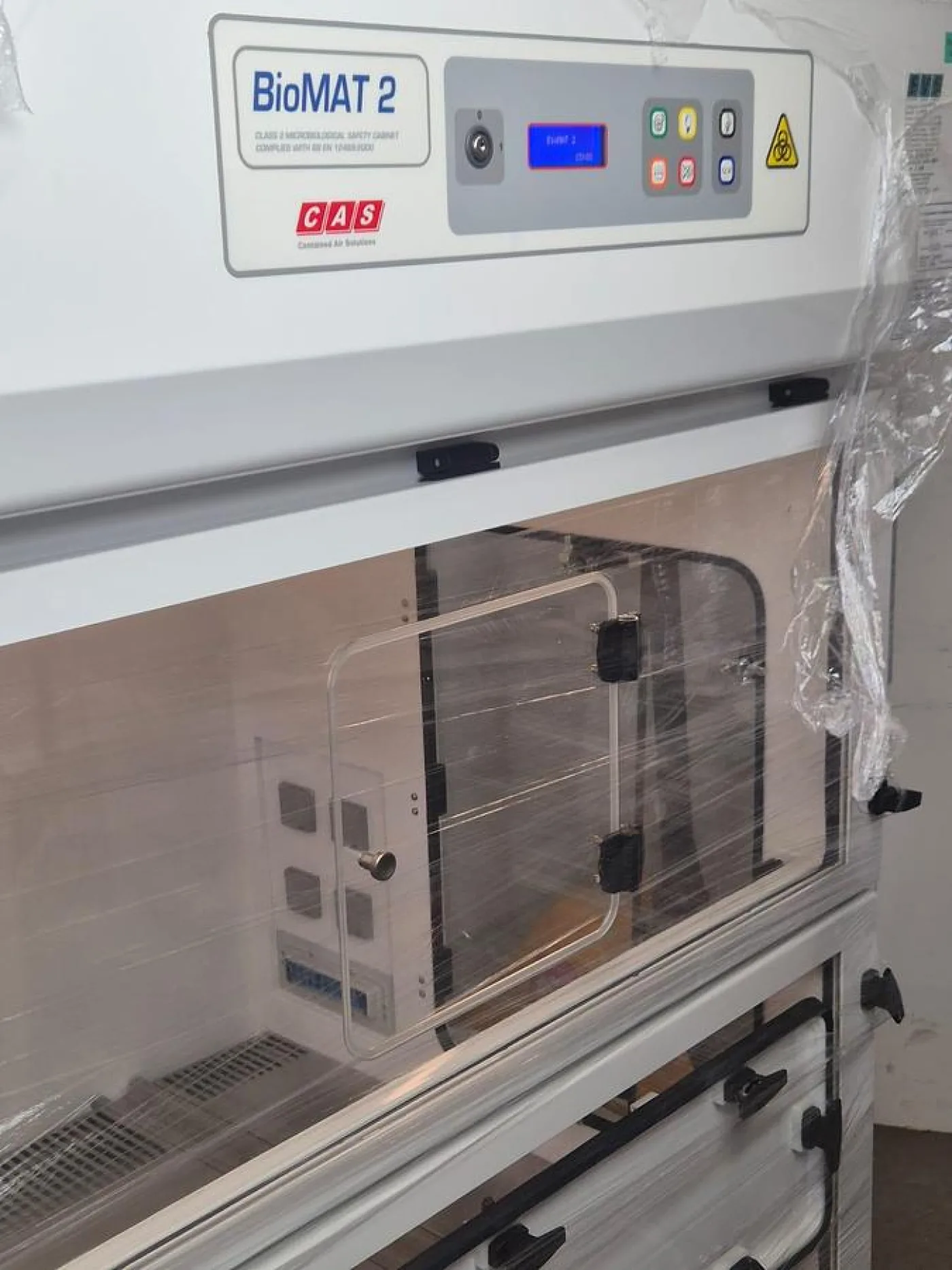 Biomat 2 1200EXH Class 11 Safety Cabinet - 8