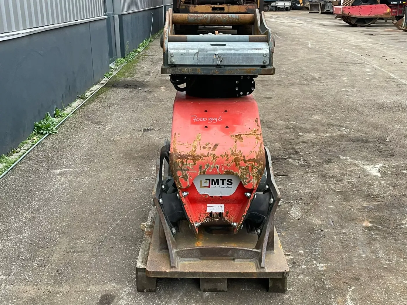MTS V7X2 OQ 70/55 vibrating plate - 7