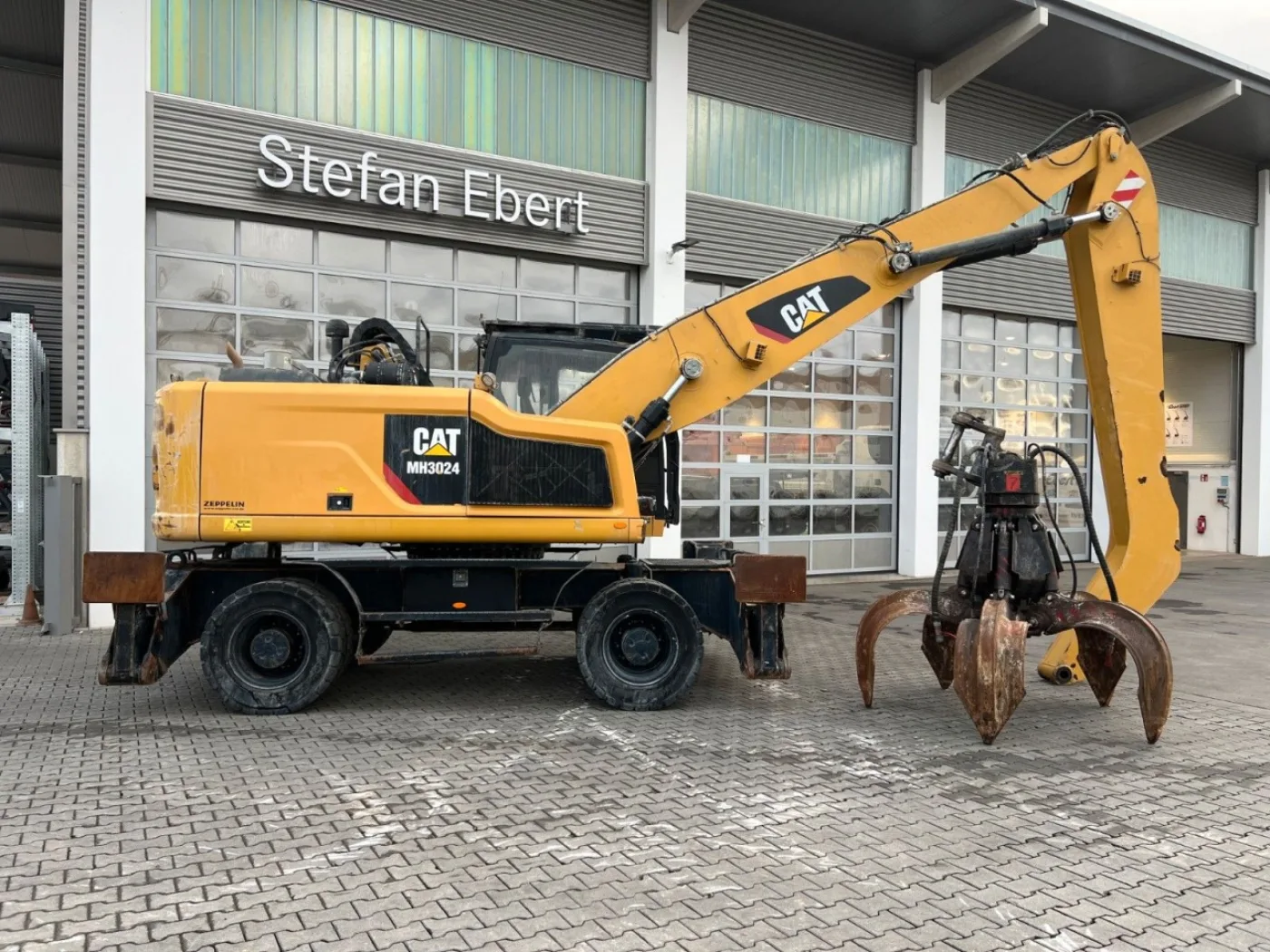 Cat MH3024 / Schrottgreifer / 2018 / 10.735h - 3