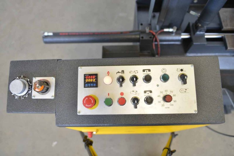 Bekamak Bandsäge Bandsägemaschine Doppelsäulenführung Vollautomat