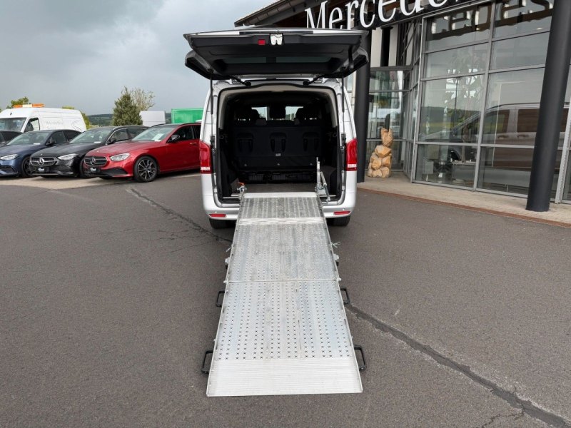 Mercedes Benz Vito 116 CDI Tourer 9G Laderampe Stdheiz LED