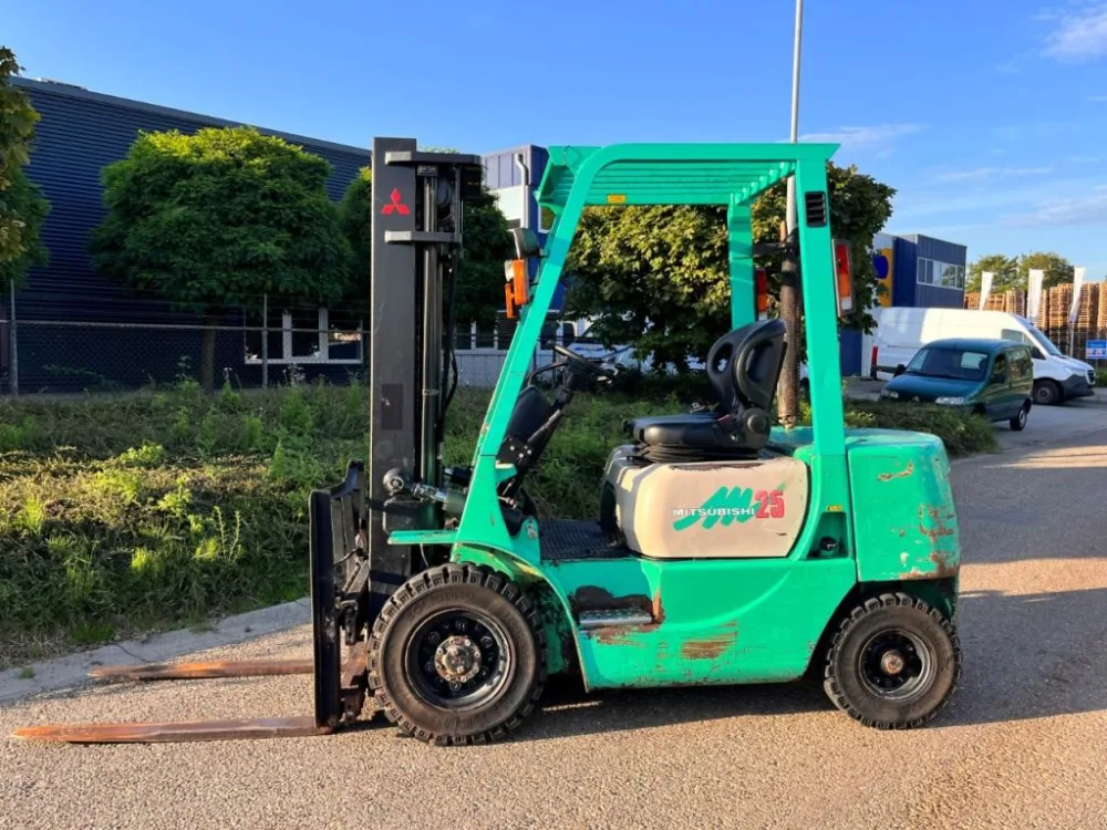 Mitsubishi FD25