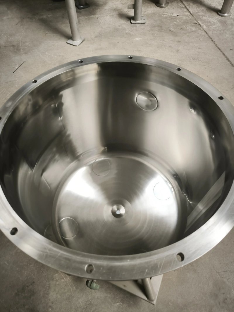 USED STAINLESS STEEL TANK 160 LITERS