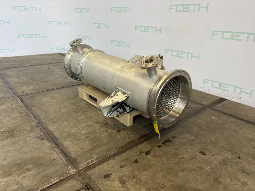 Zürcher AG Apparatebau 25 m² (tubes Hastelloy C22) - Shell and tube heat exchanger