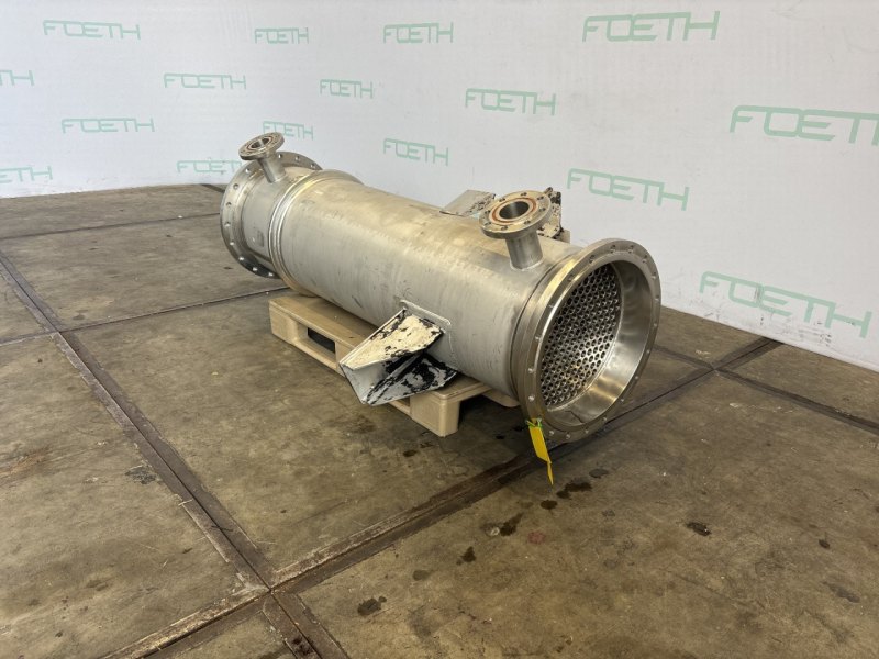 Zürcher AG Apparatebau 25 m² (tubes Hastelloy C22) - Shell and tube heat exchanger