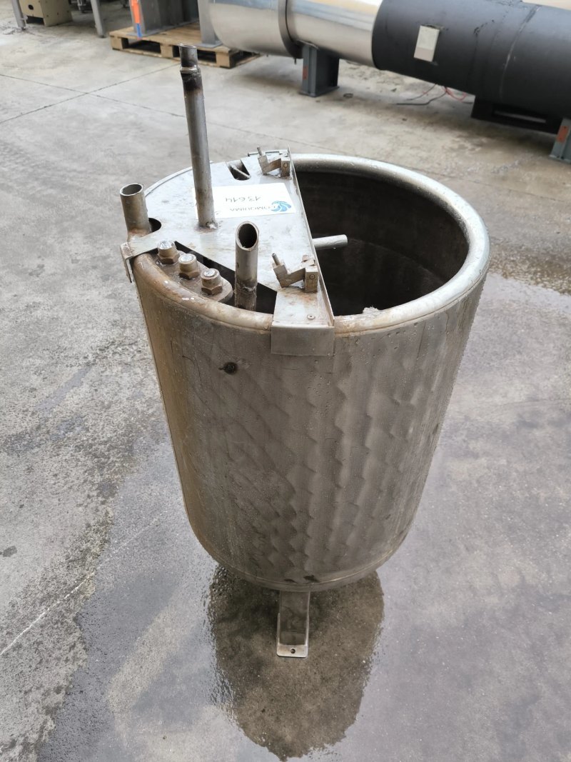 316 STAINLESS STEEL VERTICAL TANK OF 160 LITRES