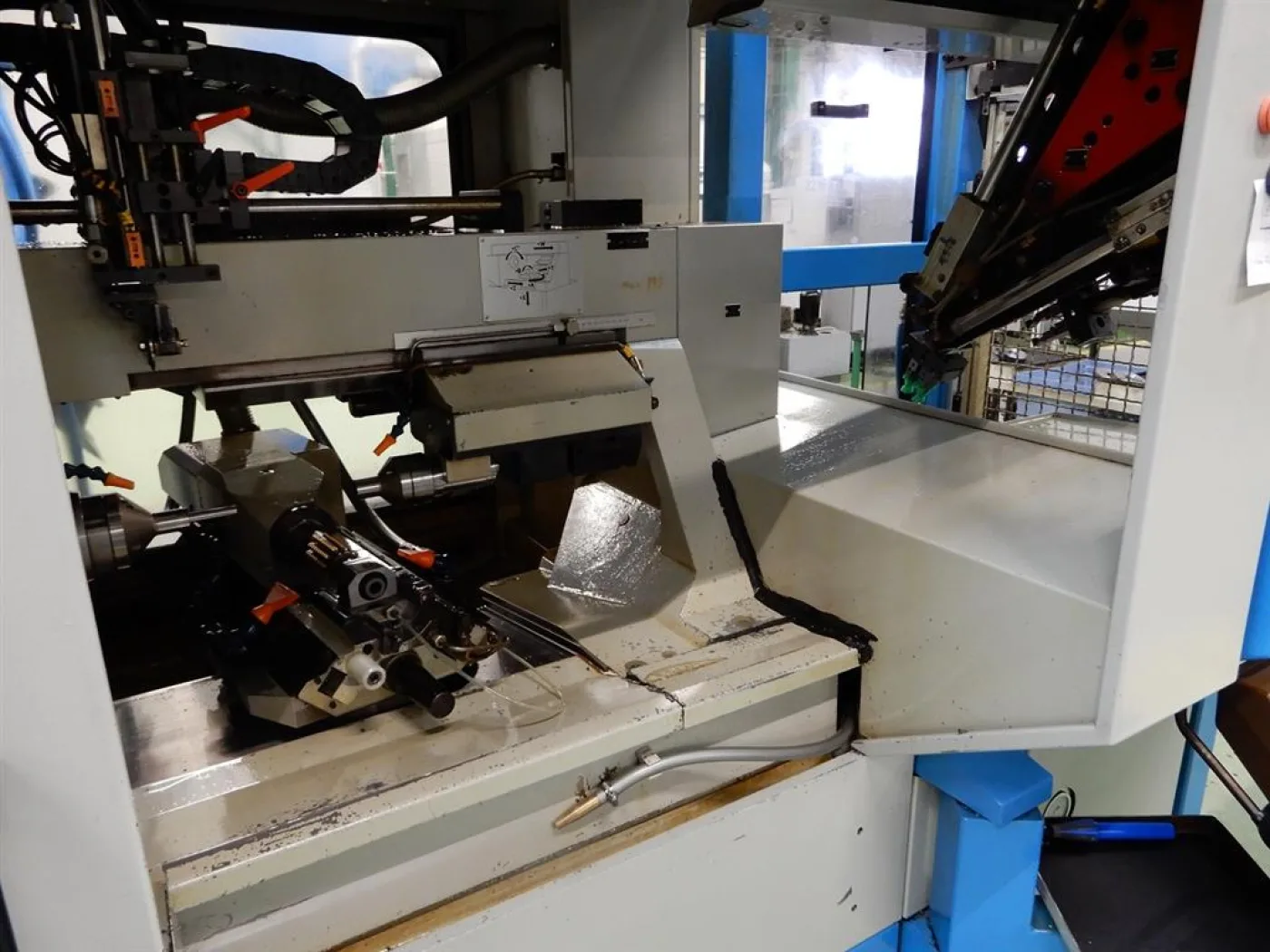 Gear Hobbing Machine – KOEPFER 200 CNC - 4