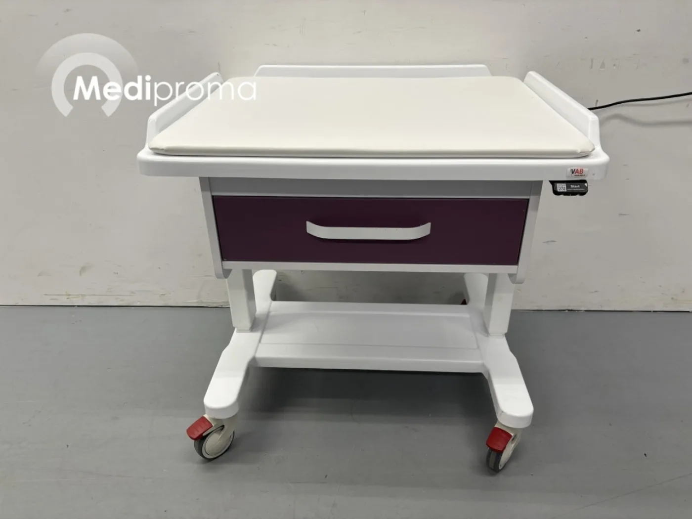 TECH-MED SPM-02 Neonatal Treatment Table - 1