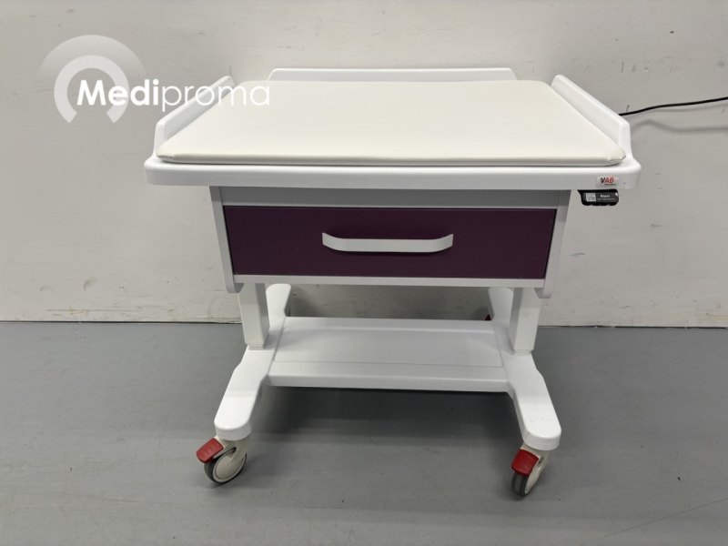TECH-MED SPM-02 Neonatal Treatment Table