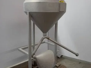 Spinal fluid vacuum system