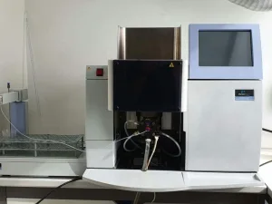 Perkin Elmer AAnalyst 200 Atomic Absorption Spectrometer