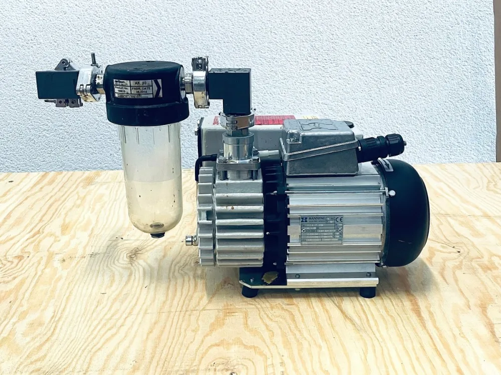 Leybold SOGEVAC Vakuumpumpe 7D2-7-535