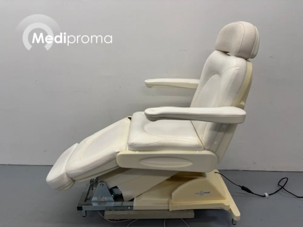 Dancohr 60020 Treatment Chair