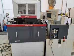 CNC Erosão por fio MITSUBISHI BA24