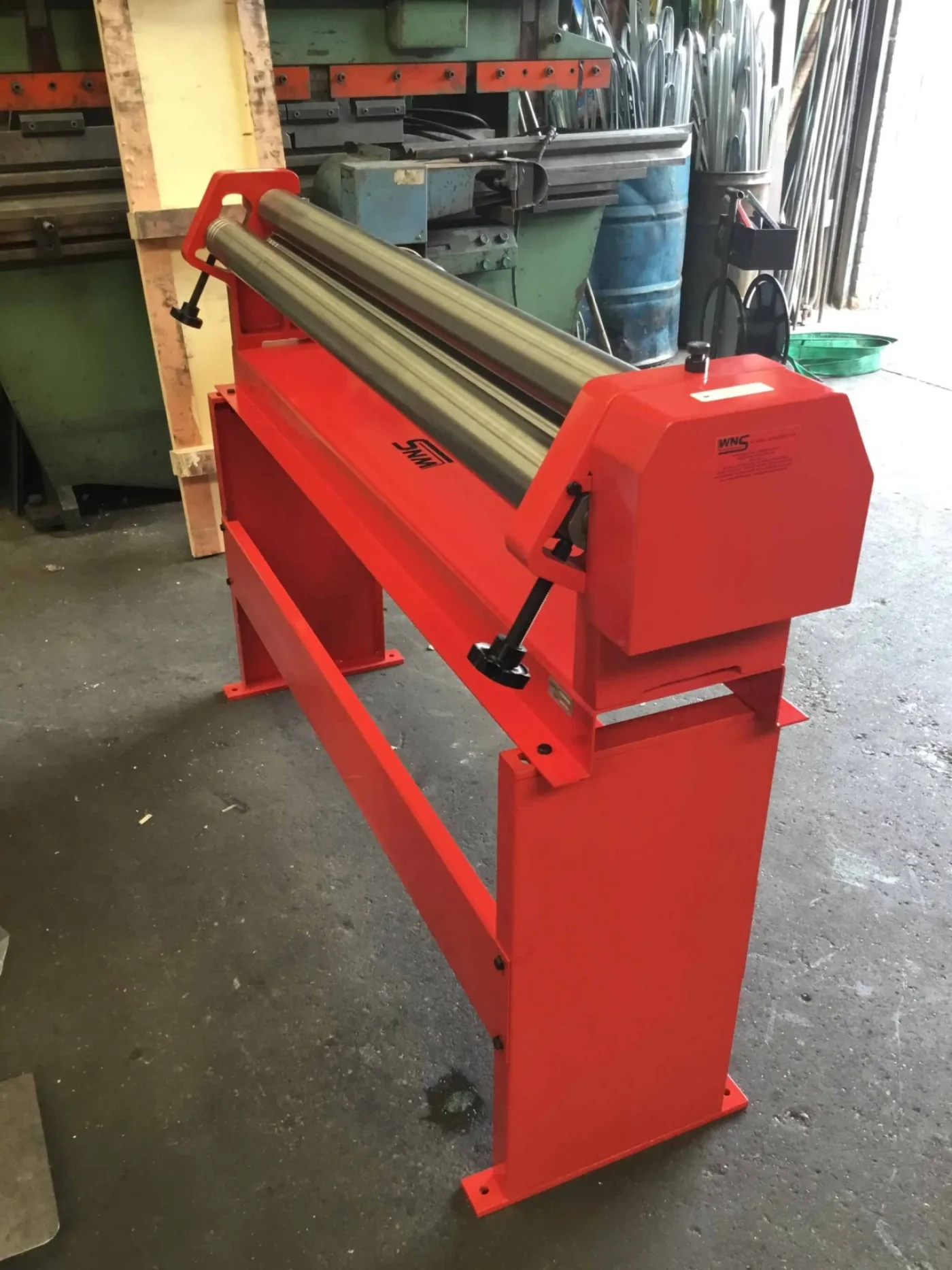 WNS Hand Bending Rolls 1300mm x 75mm x 1.5mm Capacity - WNS - W. Neal Services Ltd - 3