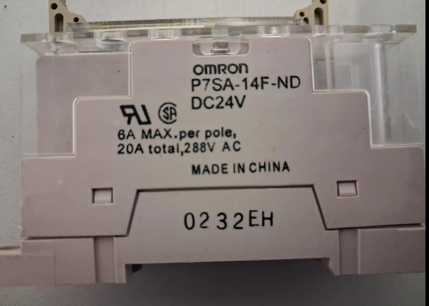 Omron P7SA-14F-ND 14-poliges Sicherheitsrelais-Base-Modul mit Spule 24V DC - 3
