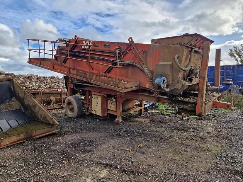 2006 Finlay 390 Mobile Rinser + Finlay 206 Logwasher
